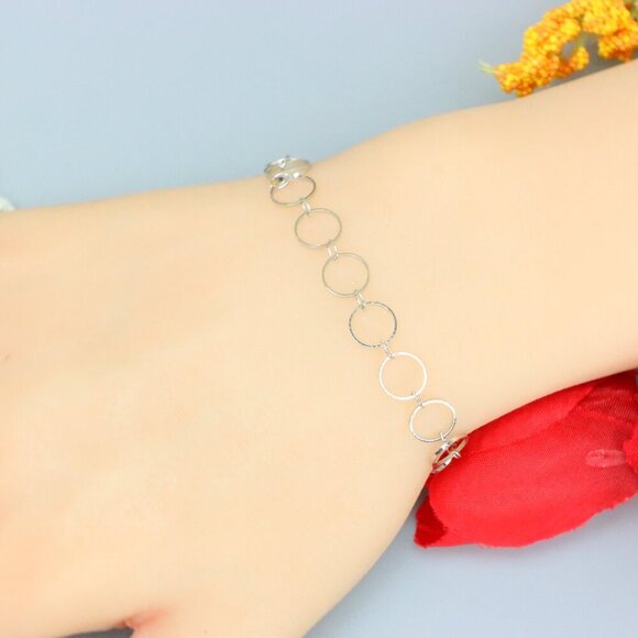 "Elegant & Trendy Bracelet, A Perfect Gift for Women, Thoughtful, EVCH1623 - Picture 7 of 10